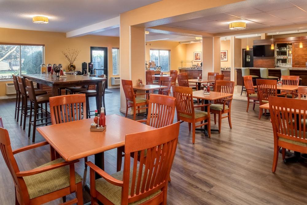 Doubletree By Hilton North Salem Hotell Exteriör bild