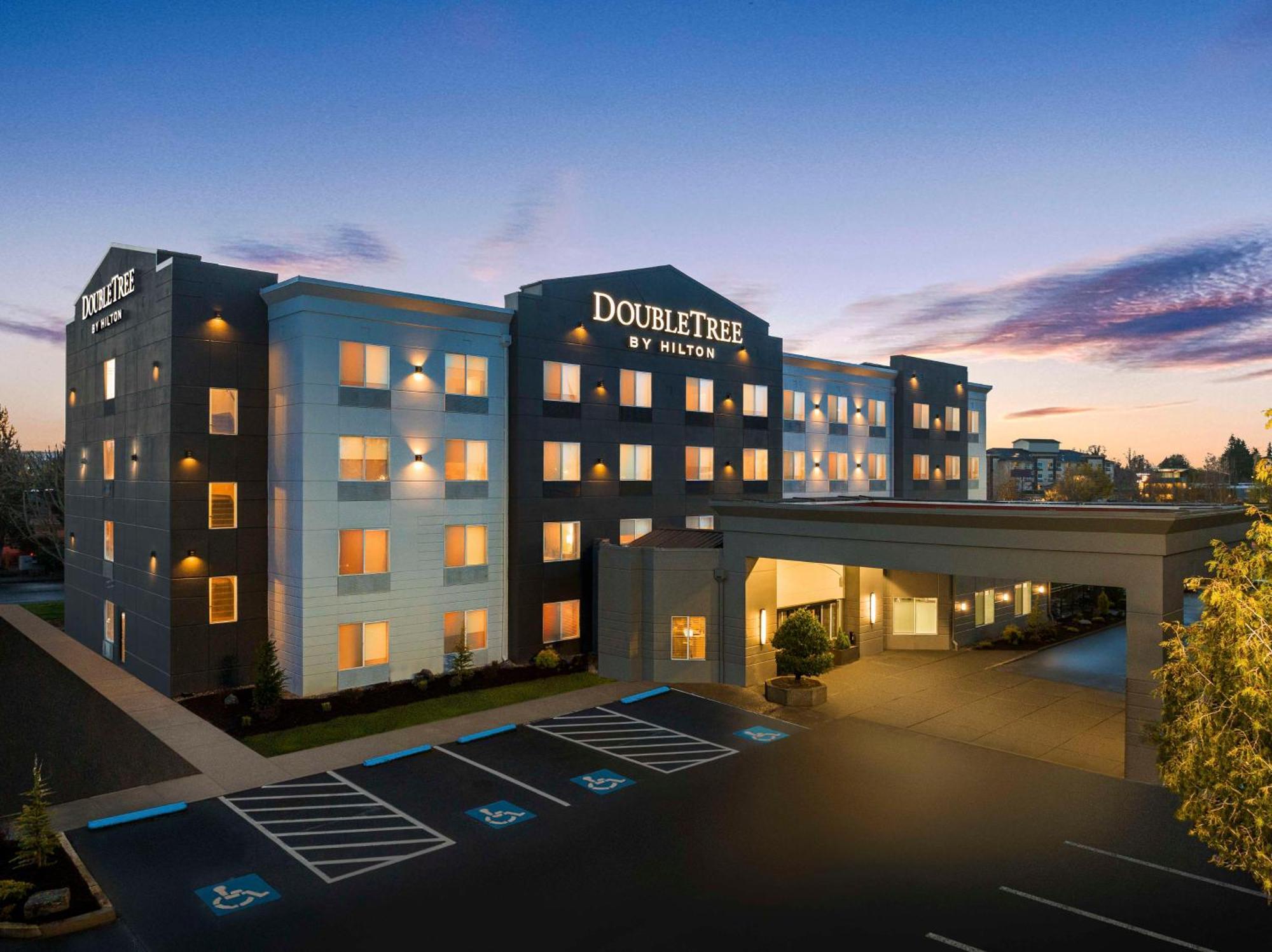 Doubletree By Hilton North Salem Hotell Exteriör bild
