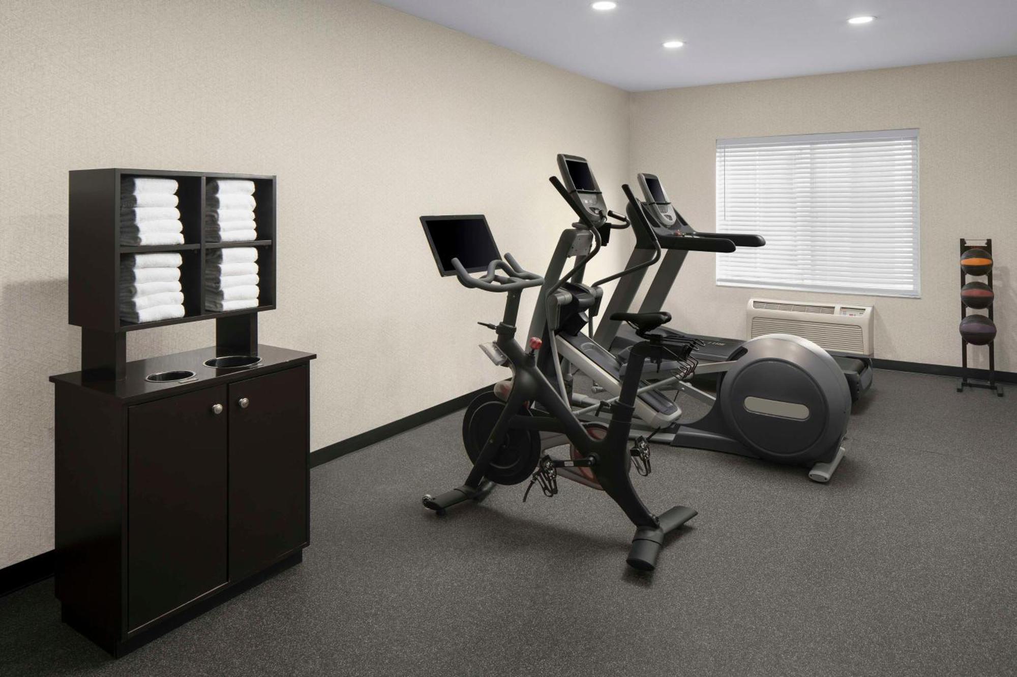 Doubletree By Hilton North Salem Hotell Exteriör bild