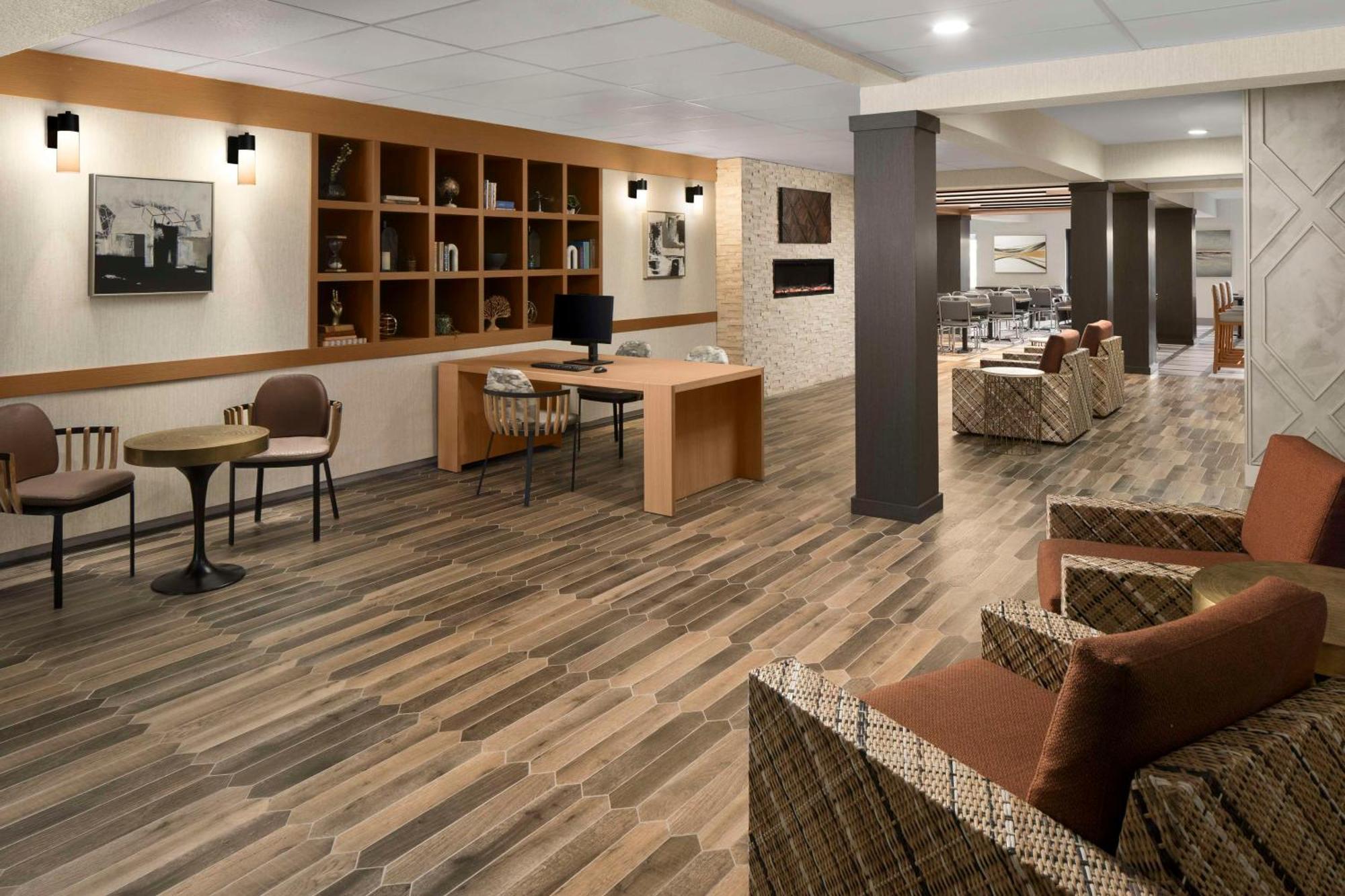Doubletree By Hilton North Salem Hotell Exteriör bild
