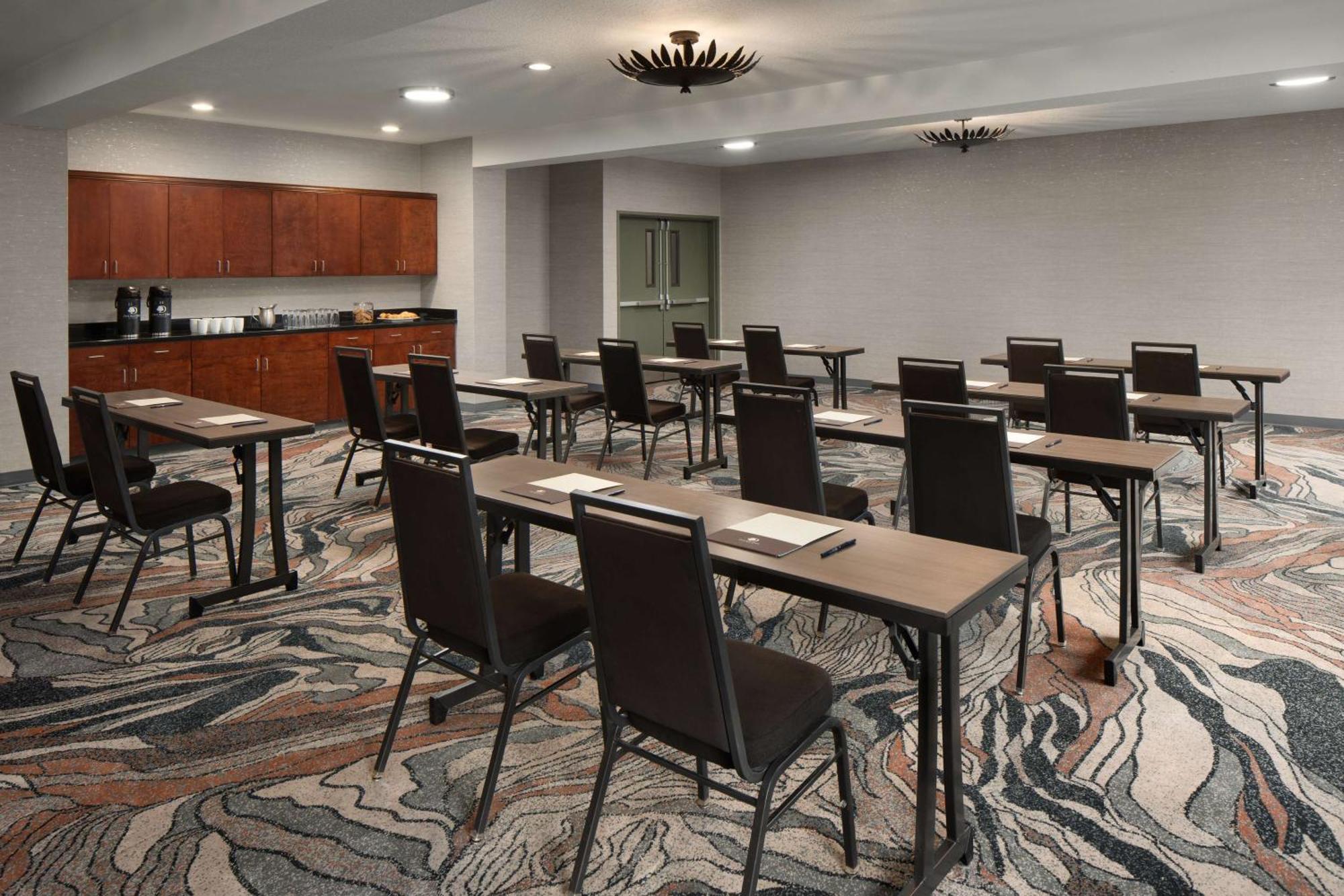 Doubletree By Hilton North Salem Hotell Exteriör bild